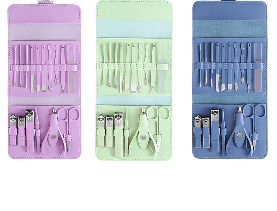 Set Manicura x 16 piezas.